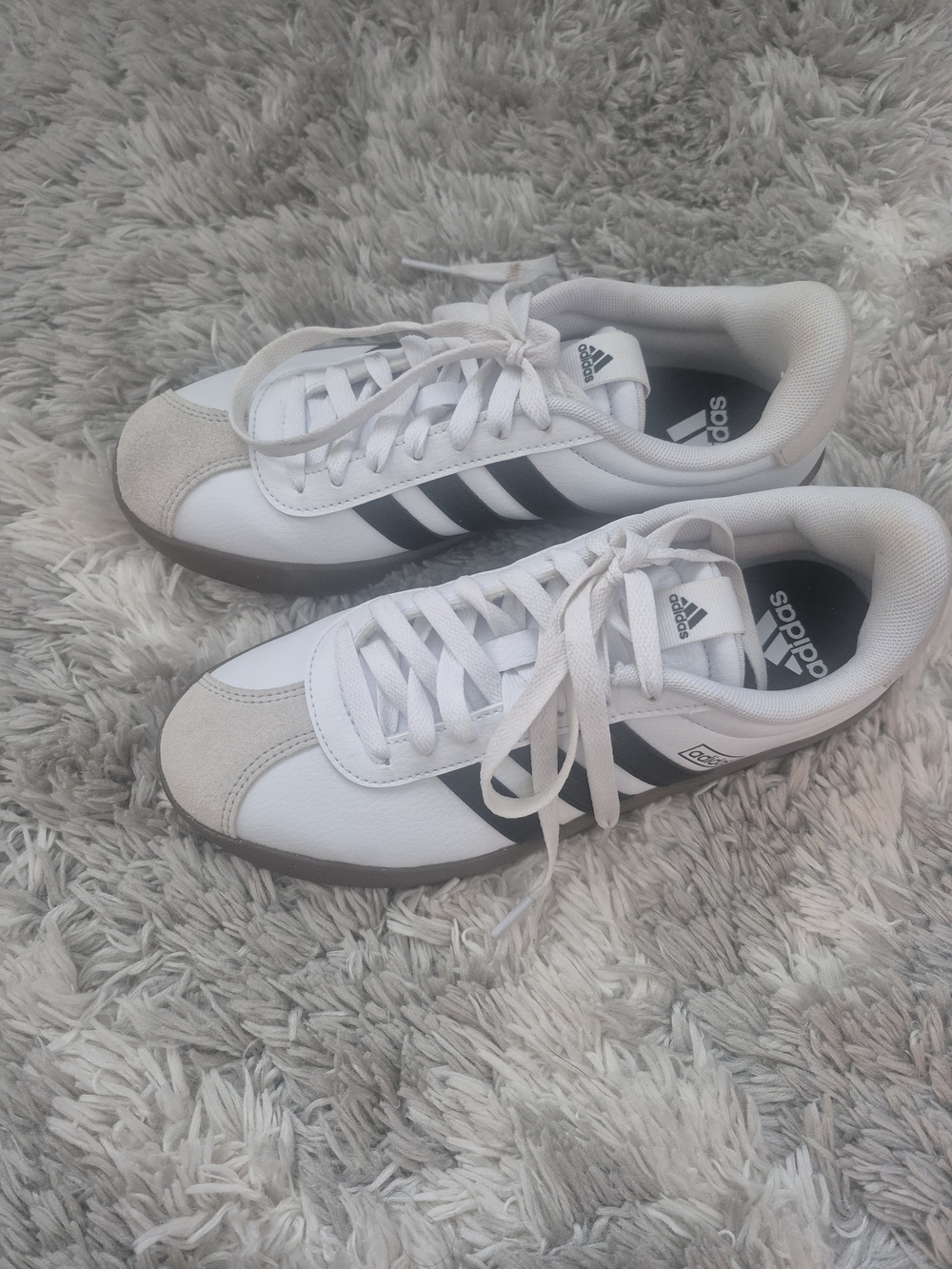Womens Adidas Court Shoes. Excellent Condition. Maybe Worn Twice. Like New.